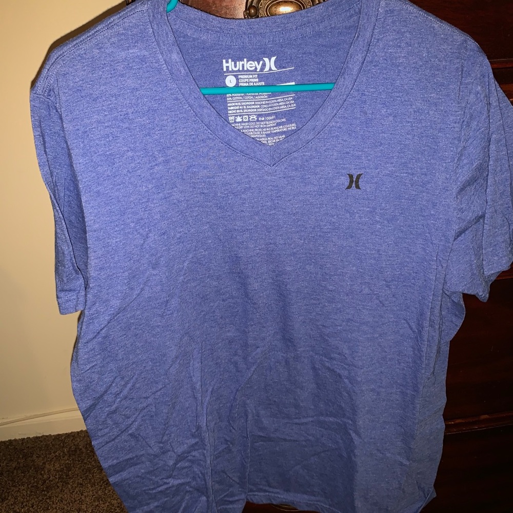 Dark blue v neck tee